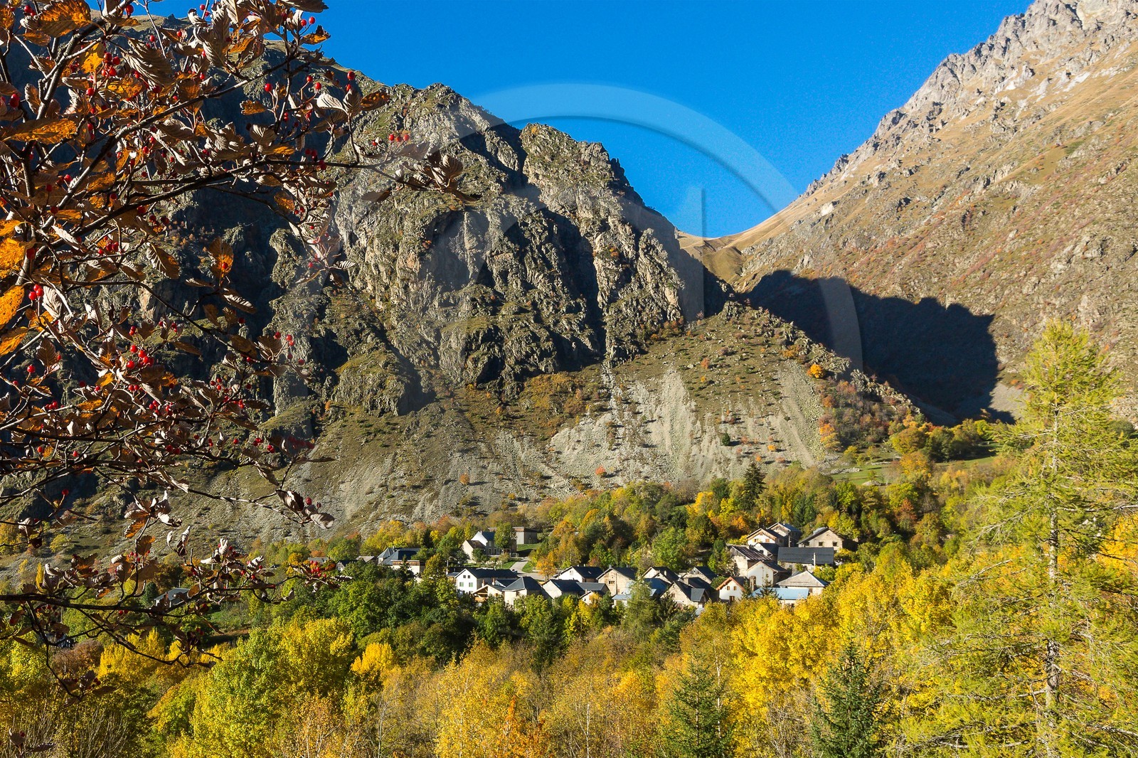 Vallée de la Bonne, village Le Désert