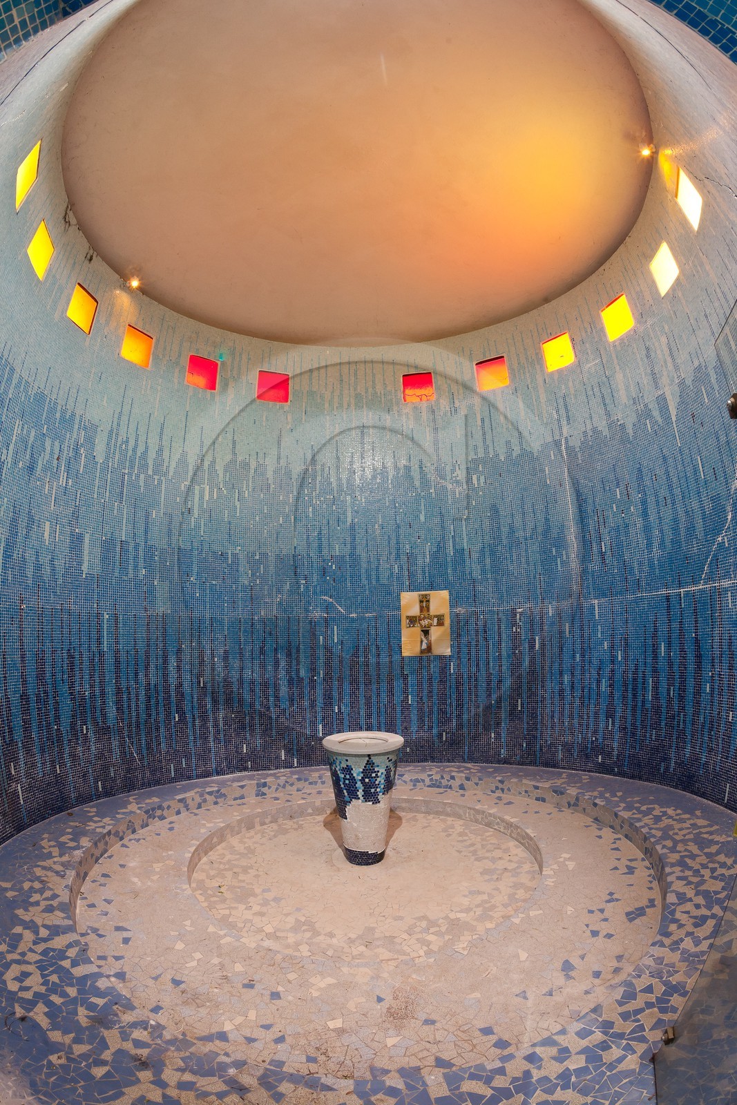 Le baptistère de l'église de Savines-Le-Lac