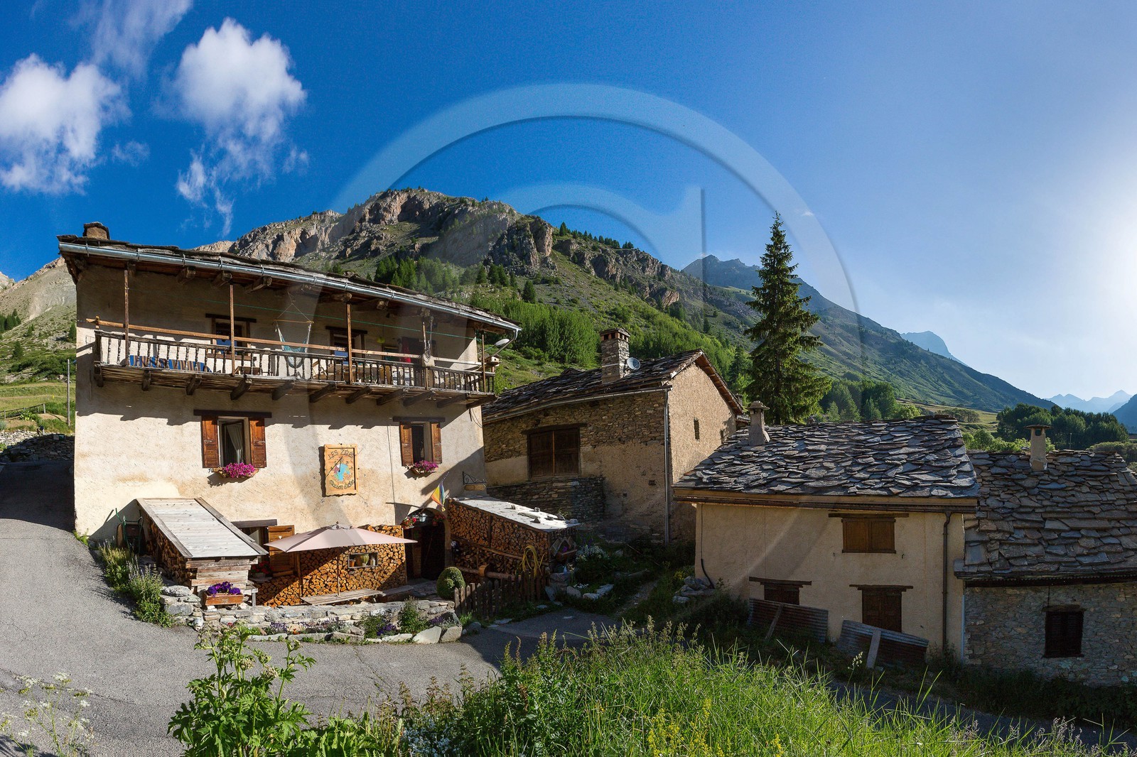 Saint-Paul-sur-Ubaye, hameau de Maljasset, Maison d'hôtes Les Zélés