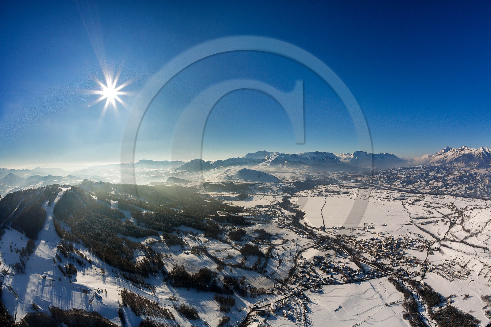 Vallée du Champsaur, station village d'Ancelle