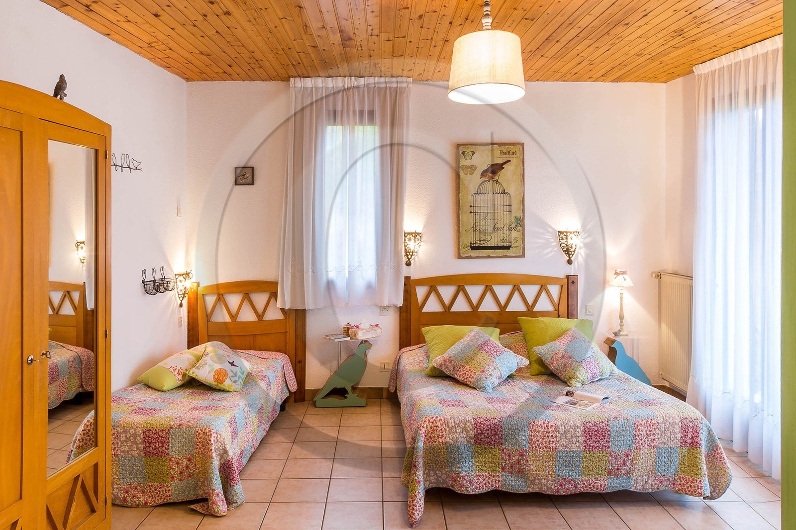 Saint-Bonnet-en-Champsaur, Chambres et table d'hôtes La Combe Fleurie