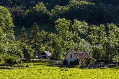 Saint-Martin-de-Clelles, au pied du Mont-Aiguille le hameau de Trézanne