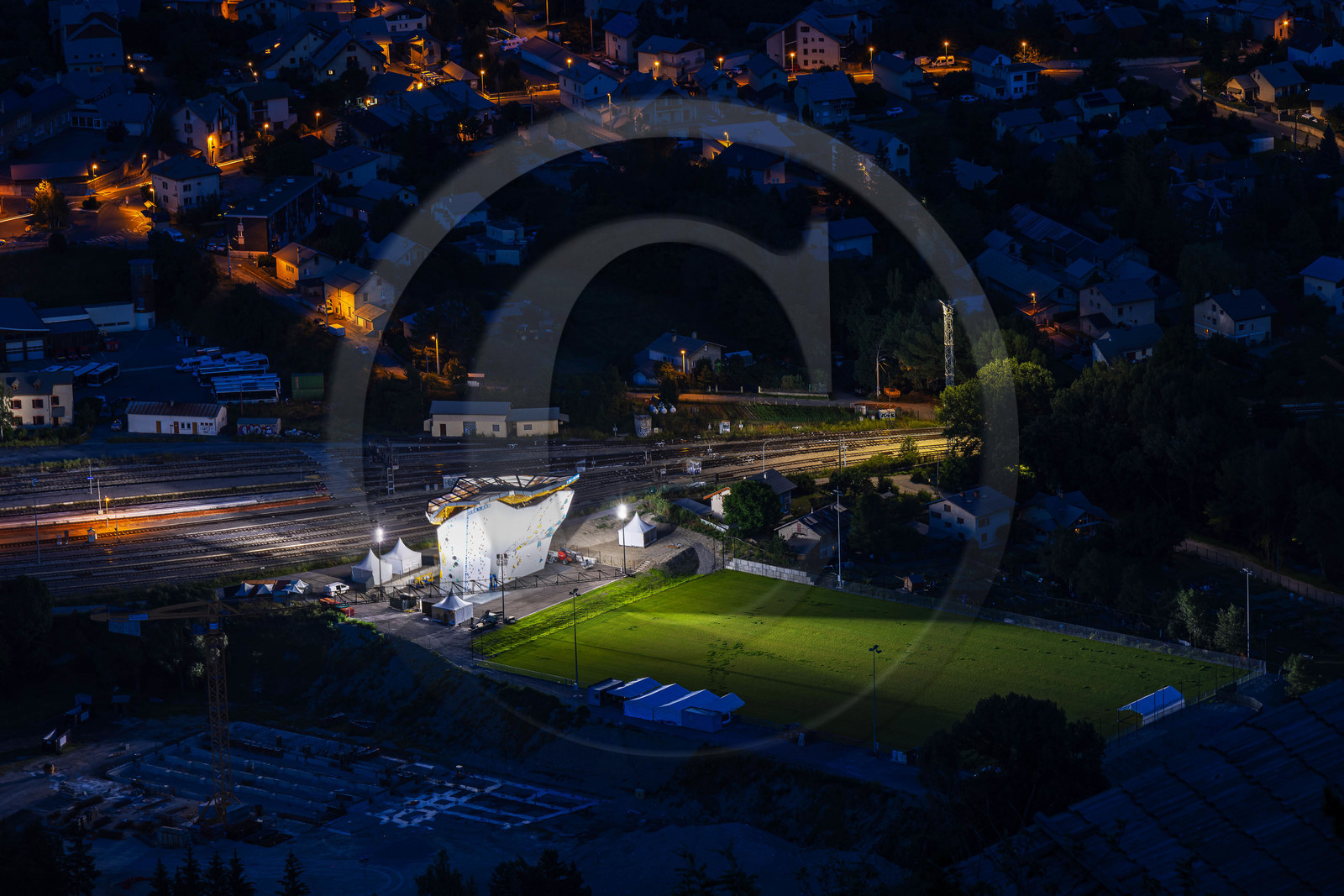 Le Nid, Le Mur d'escalade de Briançon