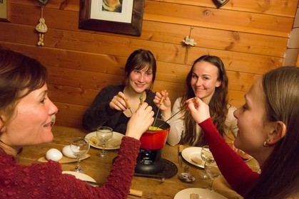 La fondue savoyarde est un plat régional de la gastronomie française