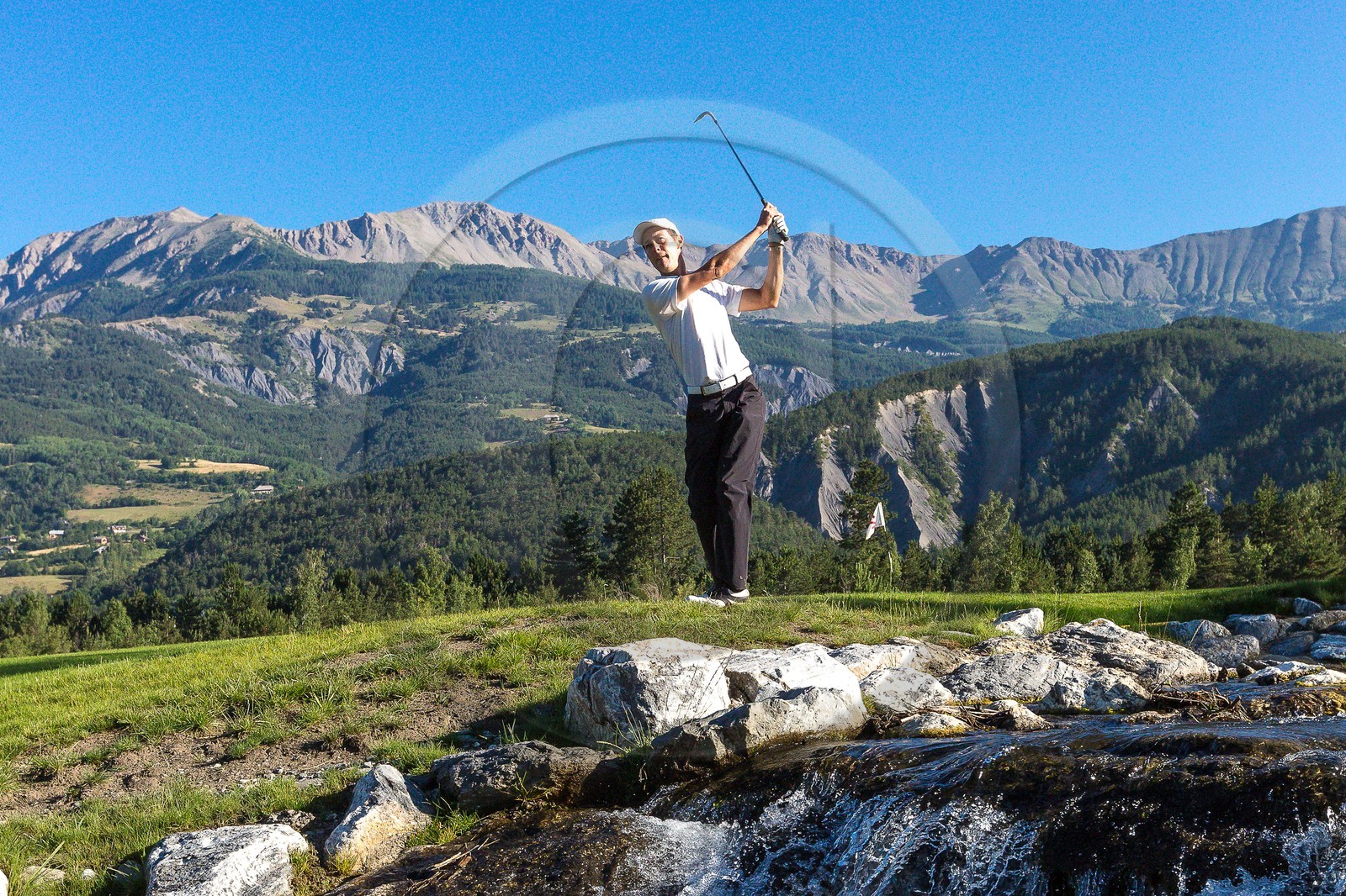 Barcelonnette, Golf de Bois-Chenu