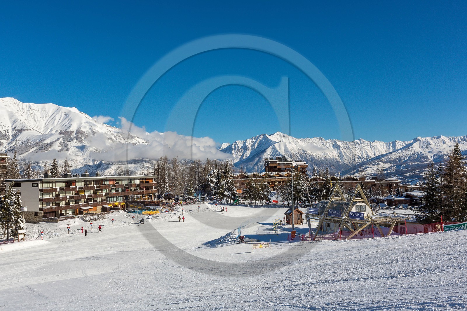 Uvernet-Fours, station de ski de Praloup