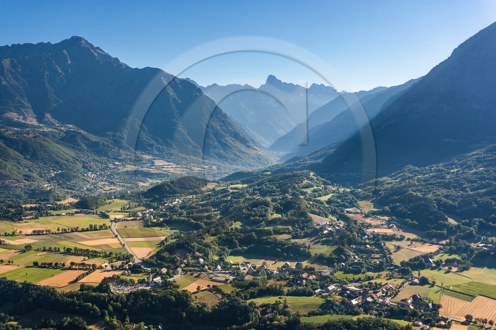Vallée du Champsaur, le bocage, le village de Chauffayer