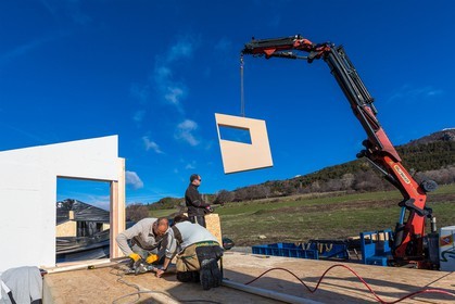 Constructeur de maison en paille