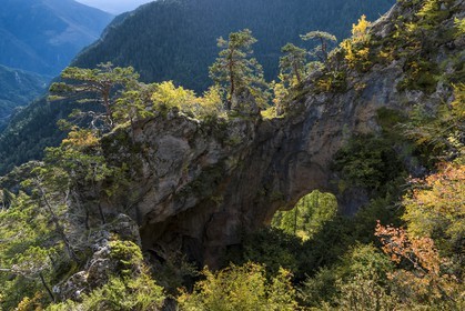 Vallée de la Tinée, Roubion-Les Buisses, le Puy, arches naturelles