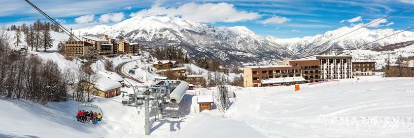 La station de ski Sauze Super-Sauze est une station village situ