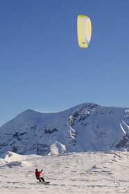 Snowkite