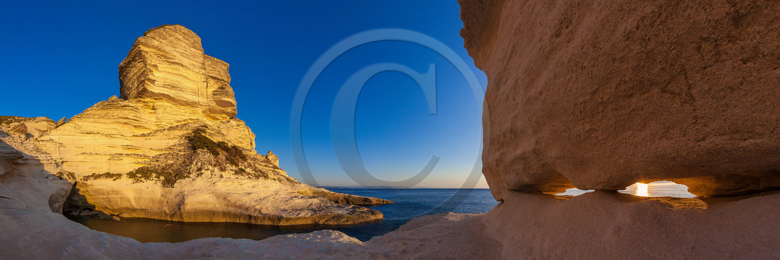 Falaises de calcaire de Bonifacio