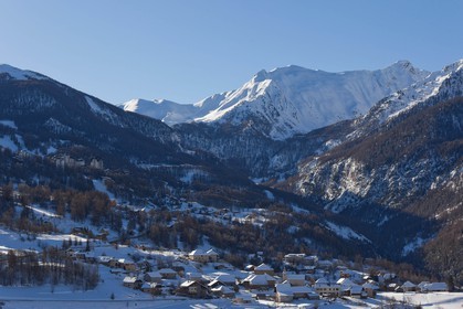 Les Orres, Le Mélezet, église Notre-Dame de la Présentation,