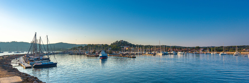 Parc national de Port-Cros, bateaux au port