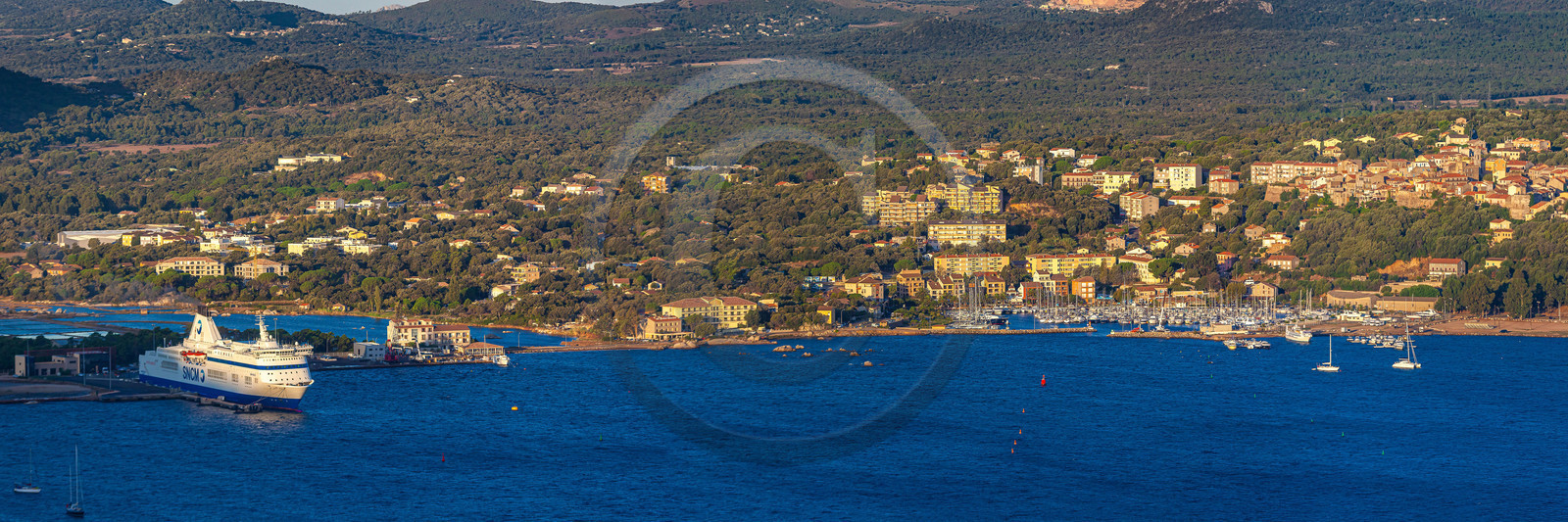 Porto-Vecchio, la gare maritime