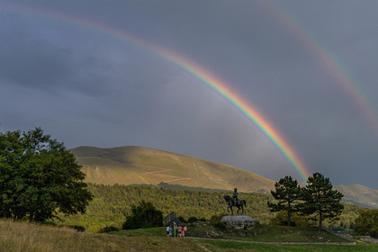 Laffrey, Statue et route Napoléon