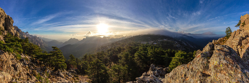 Les Aiguilles de Bavella (forchi di Bavedda )