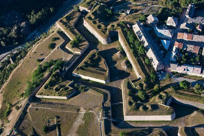 Mont-Dauphin, fortifications Vauban
