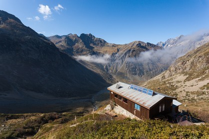 Vallée du Valgaudemar, Refuge de Chabournéou (2020m)