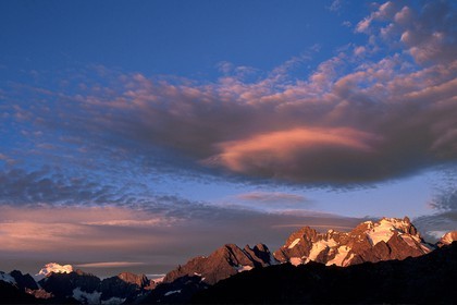Barre des Ecrins et la Meije