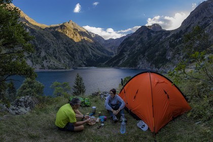 Randonnée pédestre sur le GR54