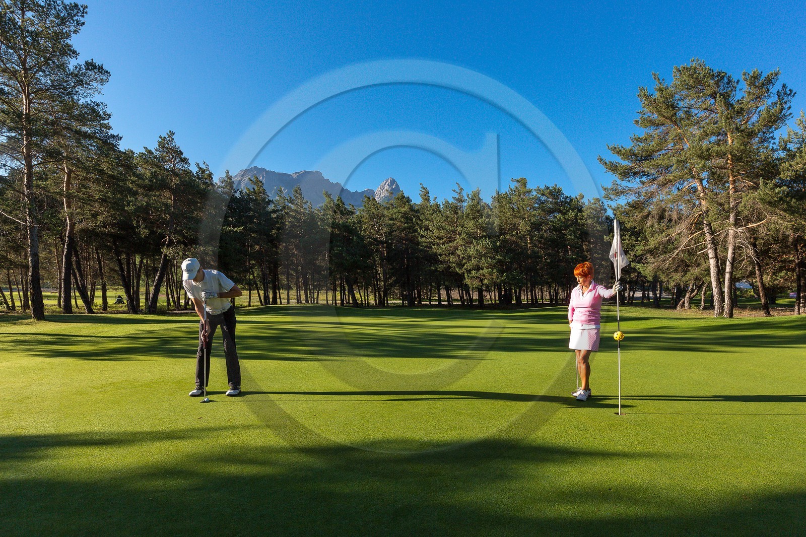 Barcelonnette, Golf de Bois-Chenu