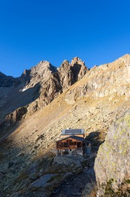 Vallée du Valgaudemar, Refuge du Pigeonnier (2430 m) et les Rouies