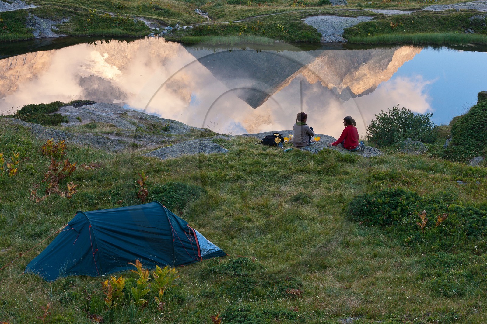 Bivouac au lac du Lauzon