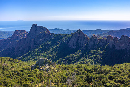 Les Aiguilles de Bavella (forchi di Bavedda )