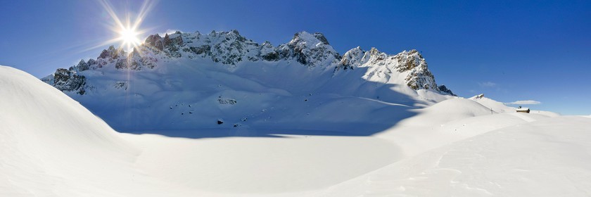 Ceillac, Lac Saint-Anne, les montagnes de Font-Sancte, Pic des  Heuvières