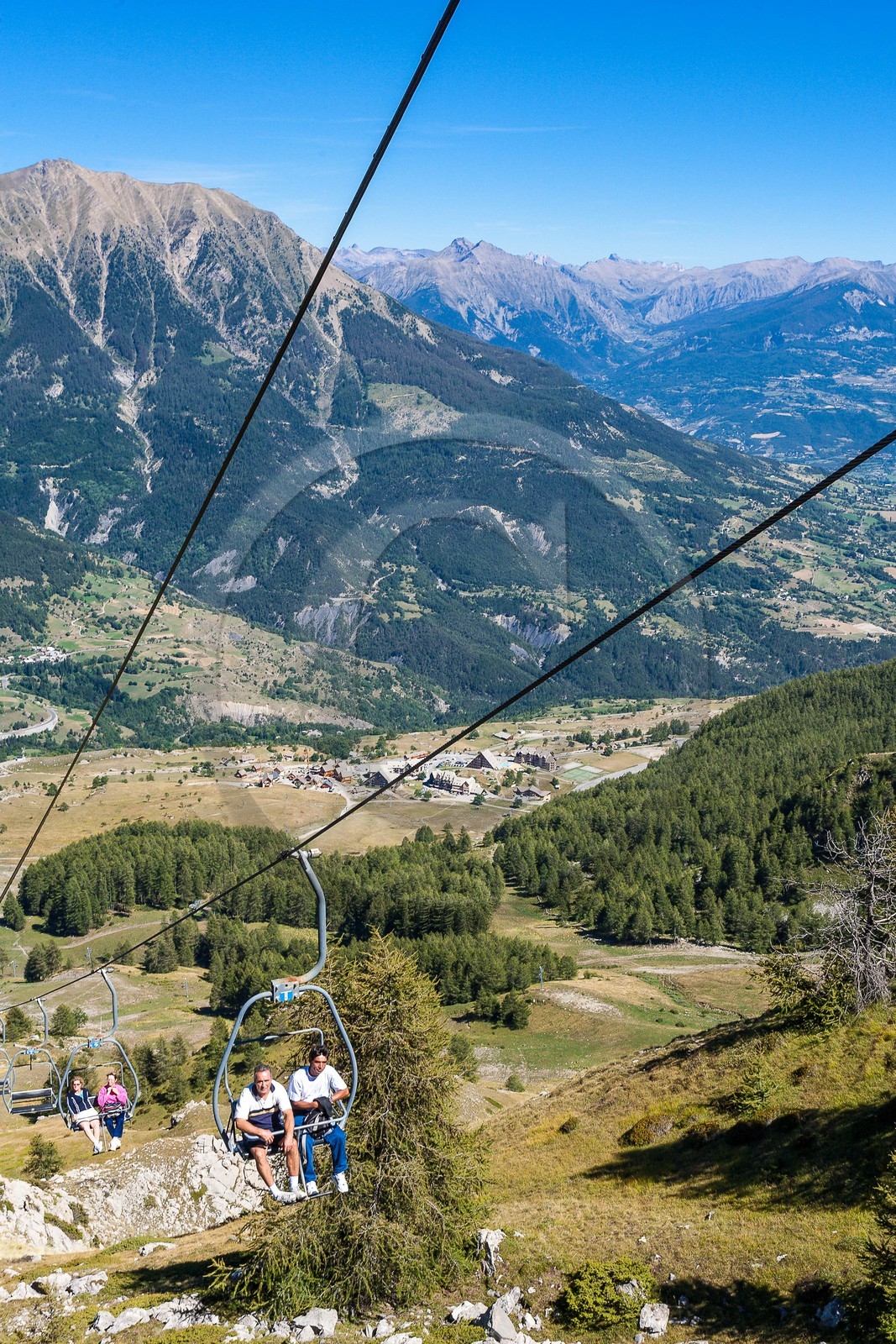 Pays de Serre-Ponçon, Réallon et les Aiguilles de Chabrières, télésiège de Chabrières