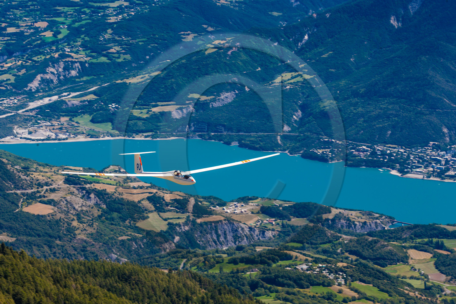 Lac de Serre-Ponçon, vol à voile