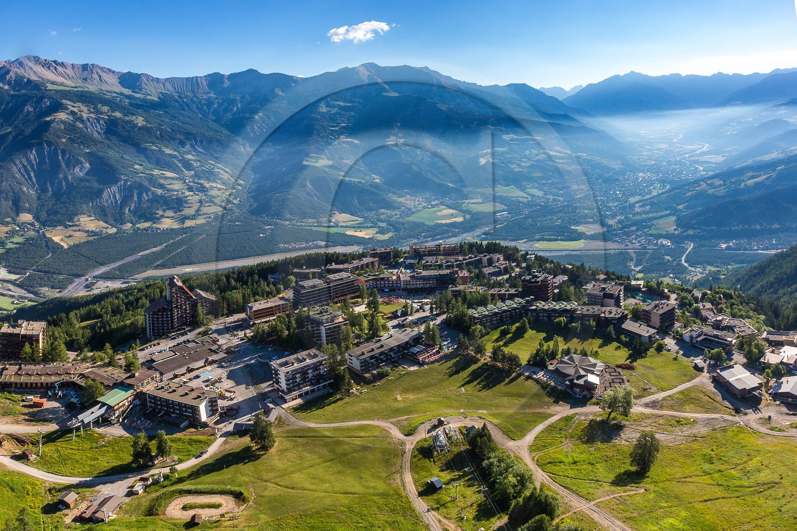 Uvernet-Fours, station de ski de Praloup