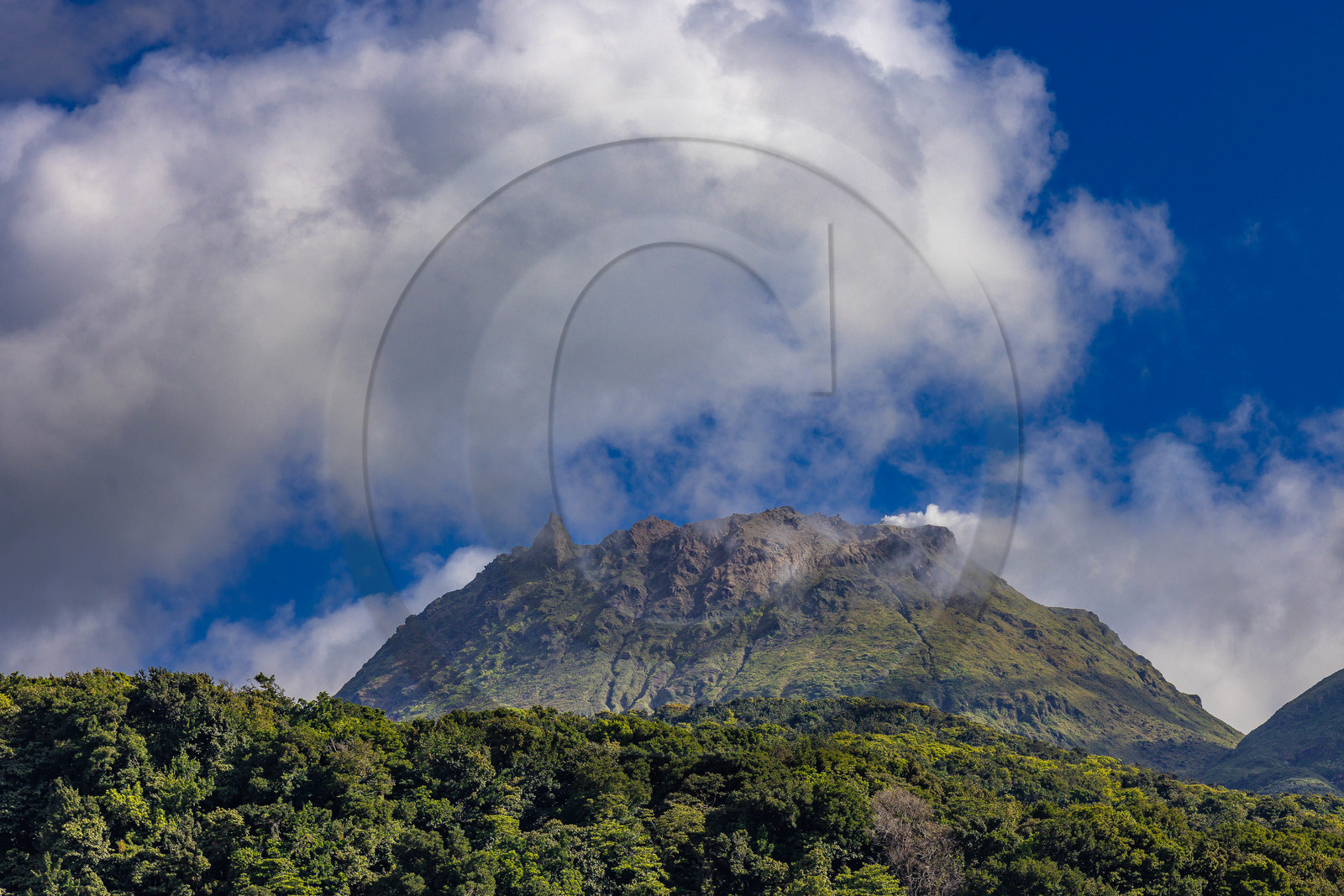 La Soufrière, volcan actif de la Guadeloupe