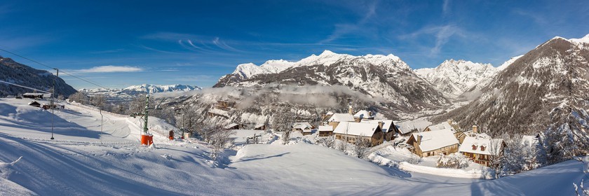 Station village de Serre-Eyraud