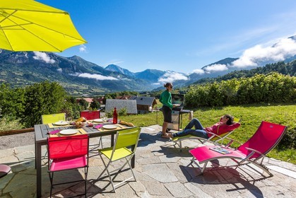 Saint-Léger-les-Mélèzes, location saisonnière, appartement 4 personnes dans le chalet de Emmanuel Blondeau