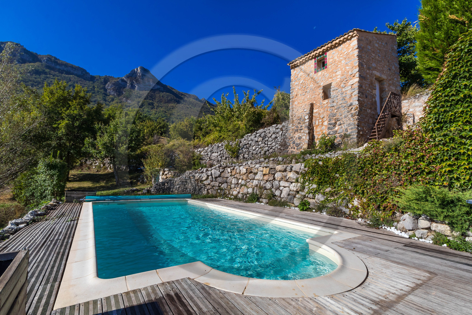 Val-Buëch-Méouge, Ribiers, maison de vacances
