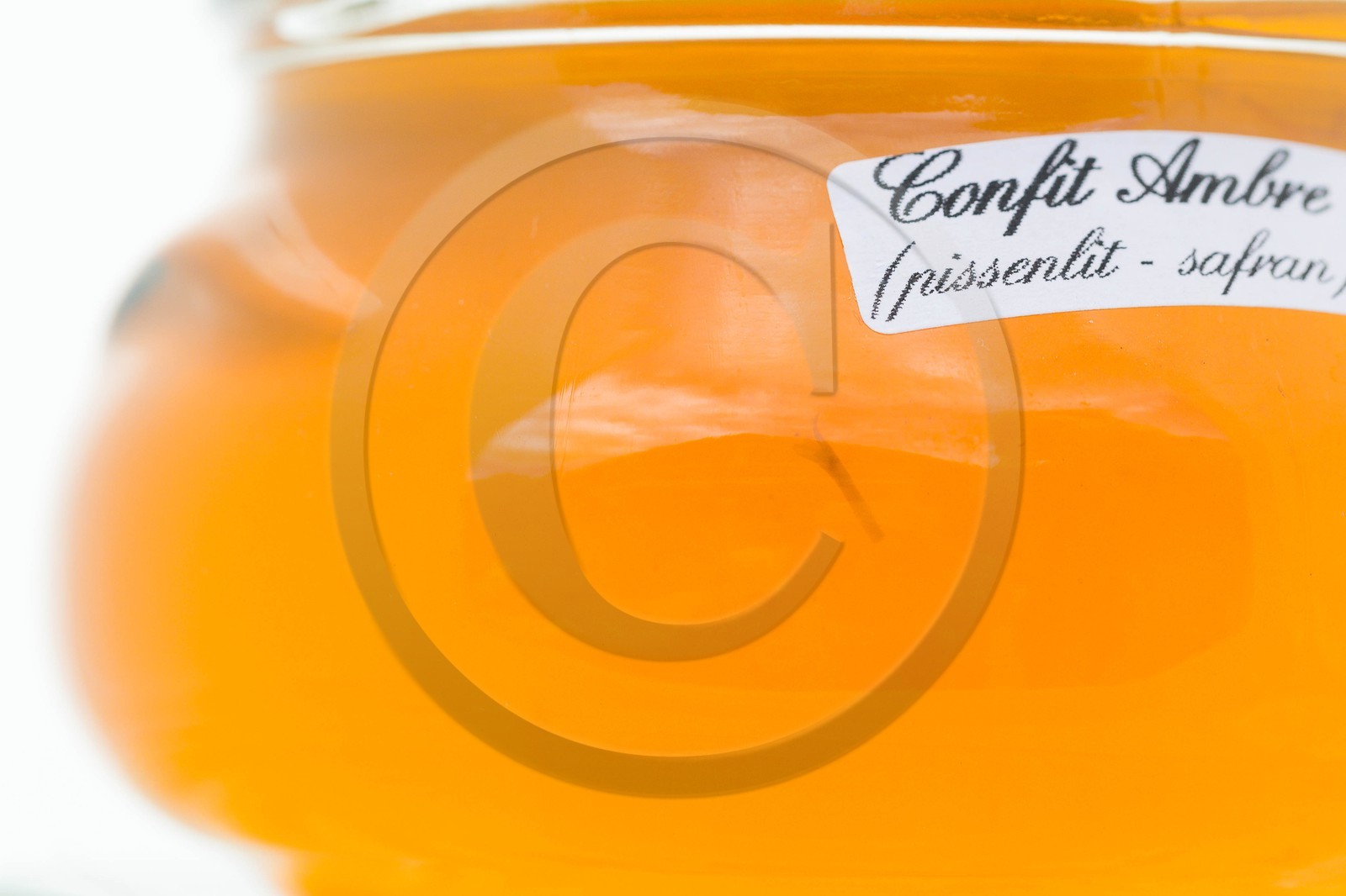 Confit ambre (gelée de fleurs de pissenlit au safran)