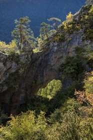 Vallée de la Tinée, Roubion-Les Buisses, le Puy, arches naturelles