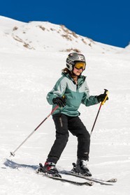 Ski enfant piste de ski