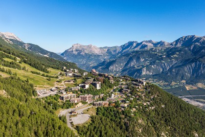Uvernet-Fours, station de ski de Praloup