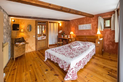 Chabottes, Ecogîte, chambres d'hôtes,  Repas et Table d'hôtes  La Grange des Ecrins