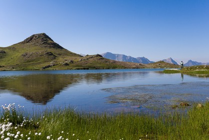 Orcières 1850, pêcheurau lac Jumeaux