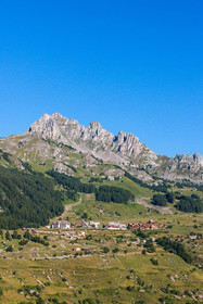Pays de Serre-Ponçon, Réallon et les Aiguilles de Chabrières