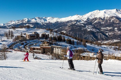La station de ski Sauze Super-Sauze est une station village située entre 1400 et 2400 m