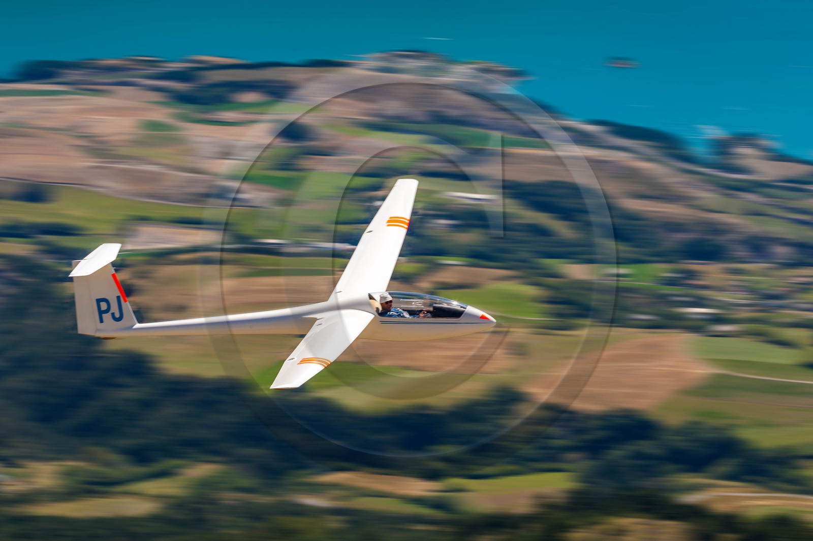 Lac de Serre-Ponçon, vol à voile