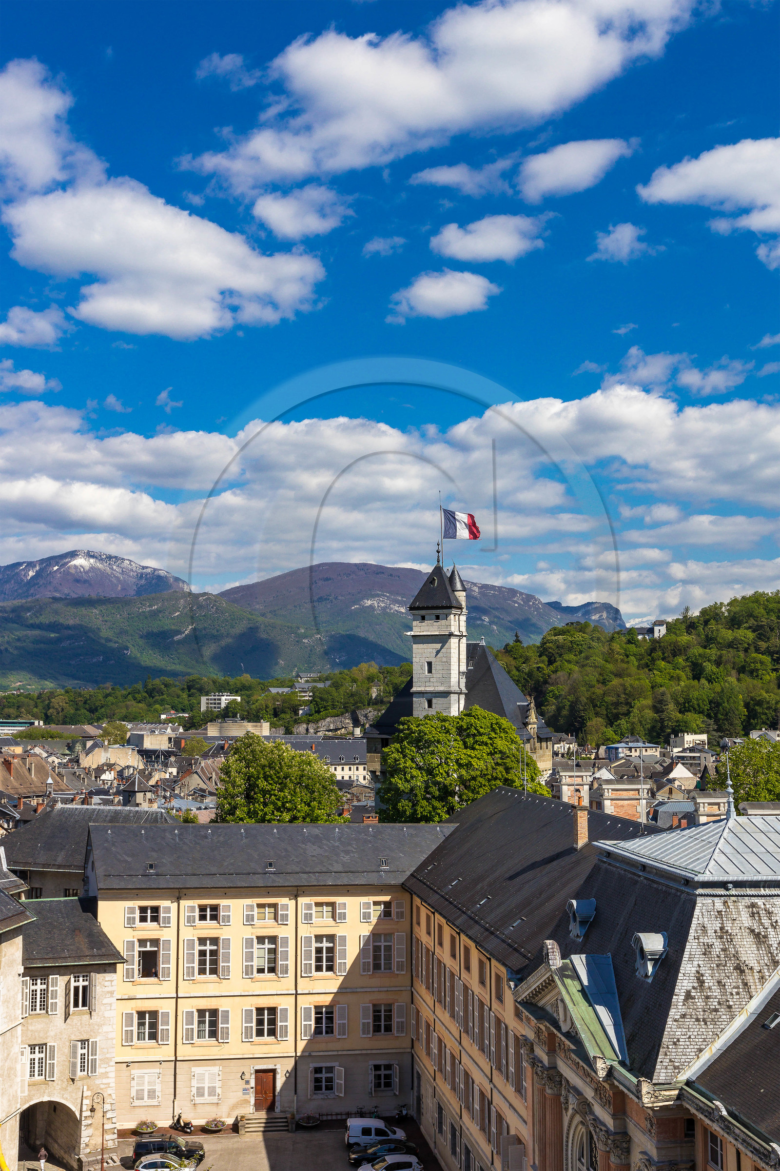 Château des ducs de Savoie, La Tour des Archives
