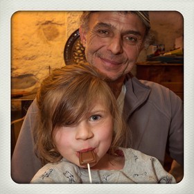 Le Desert, Christine Hustache et Yves Puissant avec leurs enfants Manon et Gaspard, éléveurs ovins