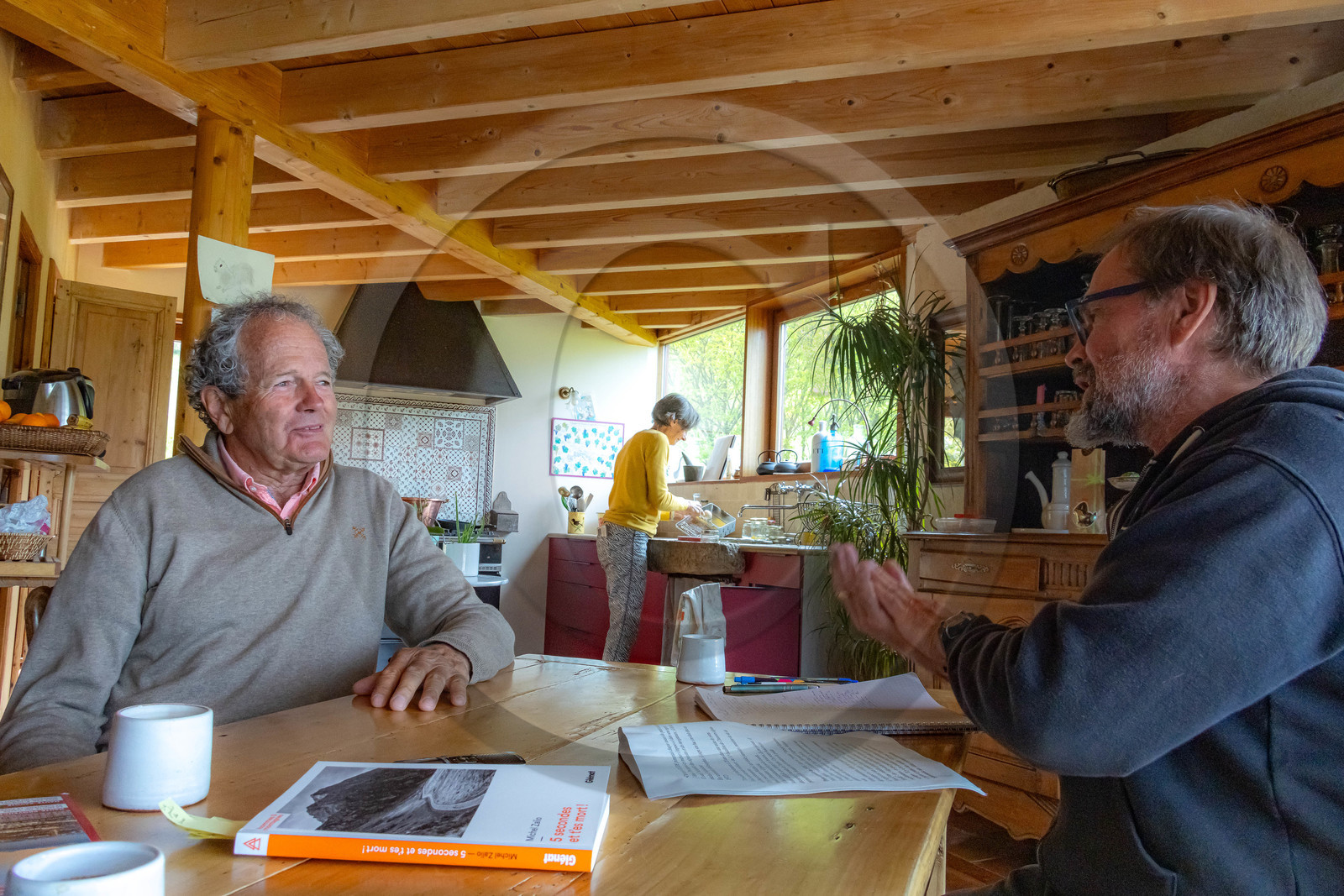 Michel Zalio avec le journaliste Philippe Bonhême