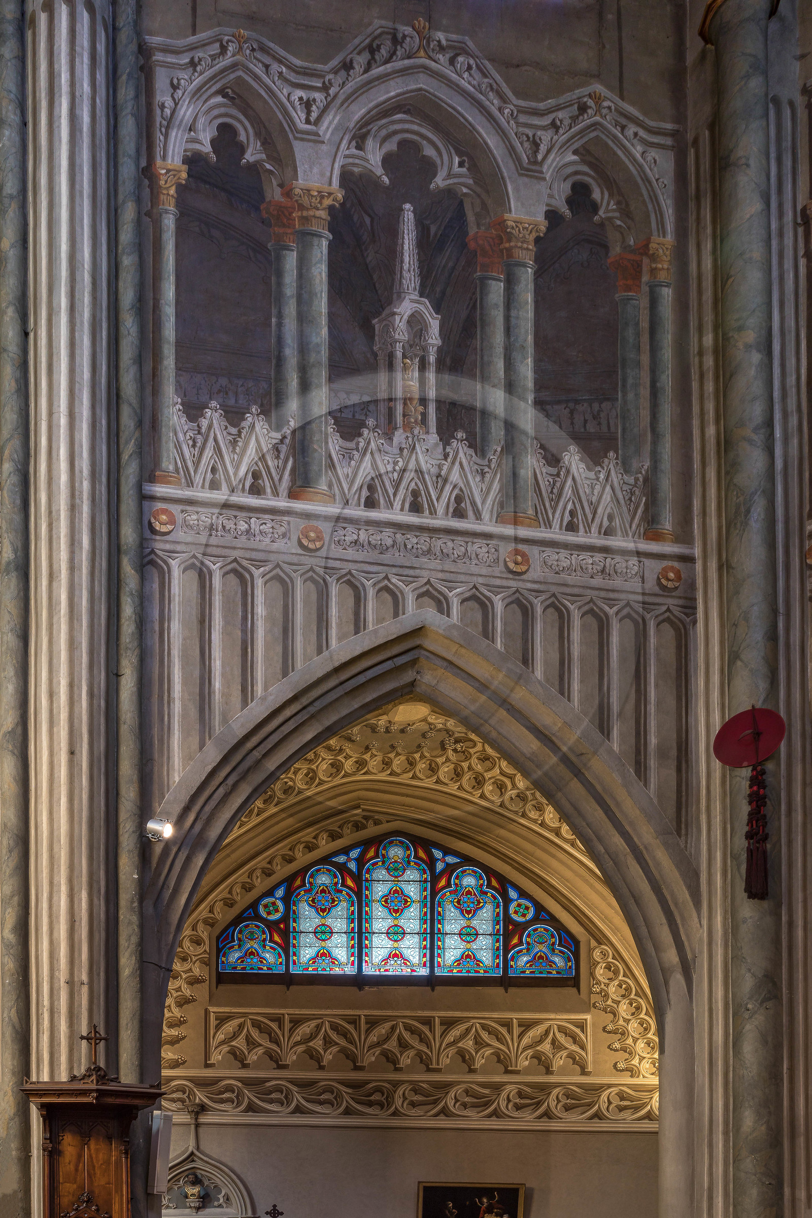Cathédrale Saint-François-de-Sales de Chambéry, Peintures en trompe-l'œil